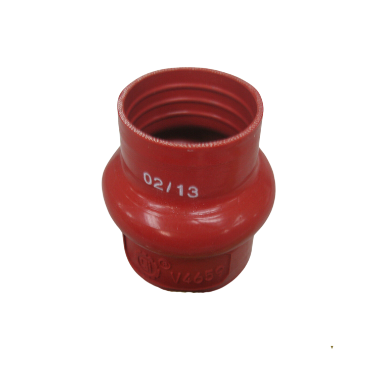 International Navistar DT466E Turbo Hump Hose : OEM 675723C2